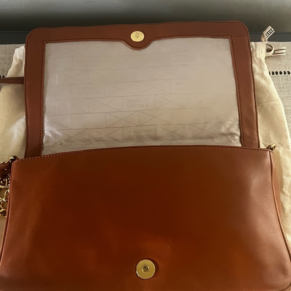 Chic Brown Quilted Clutch with Gold Accents - Picture 5 of 13